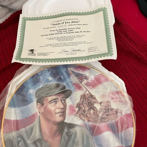 John Wayne Collectors Plate sands Of IWO Jima numbered Republic Pictures Film - Picture 2 of 7